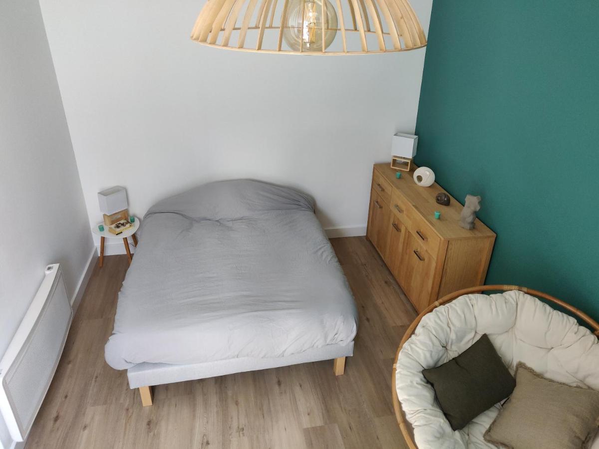 Scandinave - Proche Gare & Centre-Ville - Stationnement - Cour Interieure Table & Chaises 圣布里厄 外观 照片